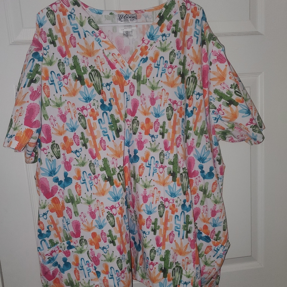 4x Cactus Scrub Top